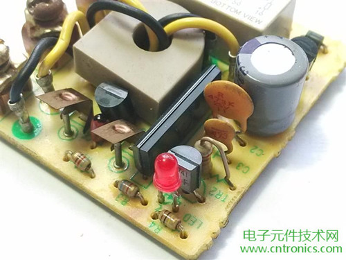 漏電保護器拆解:結(jié)構(gòu)有差異,做工不錯