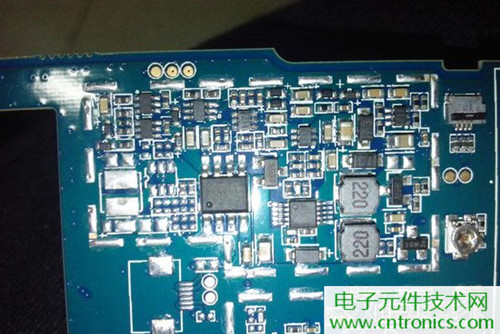 不怕摔的電紙書!一款柔性屏電子書閱讀器拆解