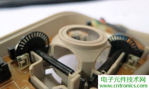 殿堂級機械鼠標拆解：嘆精致做工！