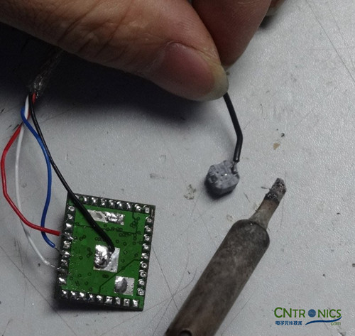 達(dá)人創(chuàng)意DIY:無線2.4G音頻收發(fā)器