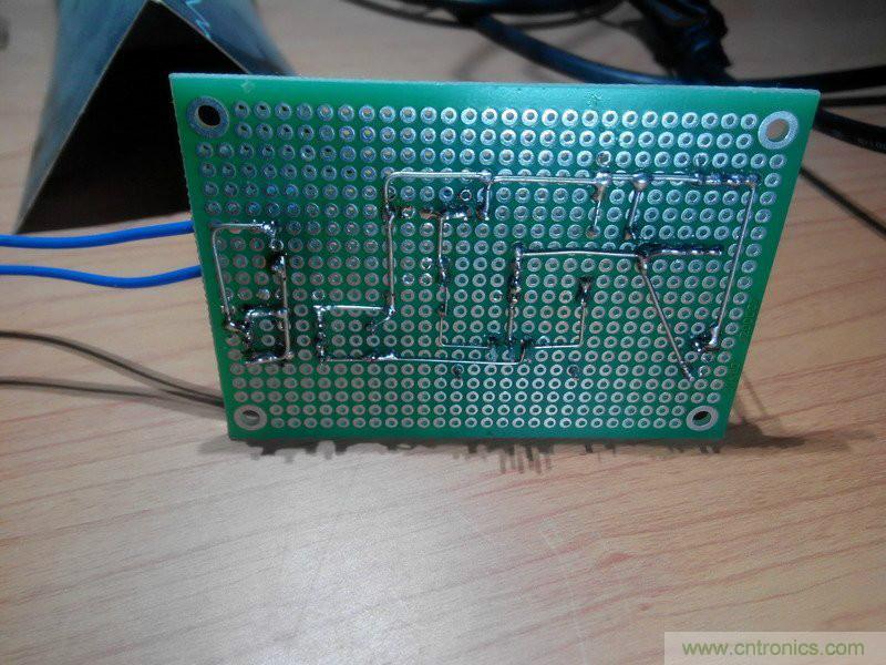 網友分享:DIY一個LM317 可調穩壓電源