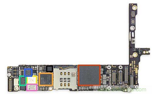 iPhone 6 Plus主板采用1GB RAM的蘋果A8 SoC作為核心部件。(來源:iFixit)