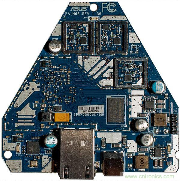 圖2:PCB為藍色的v1.3版本。