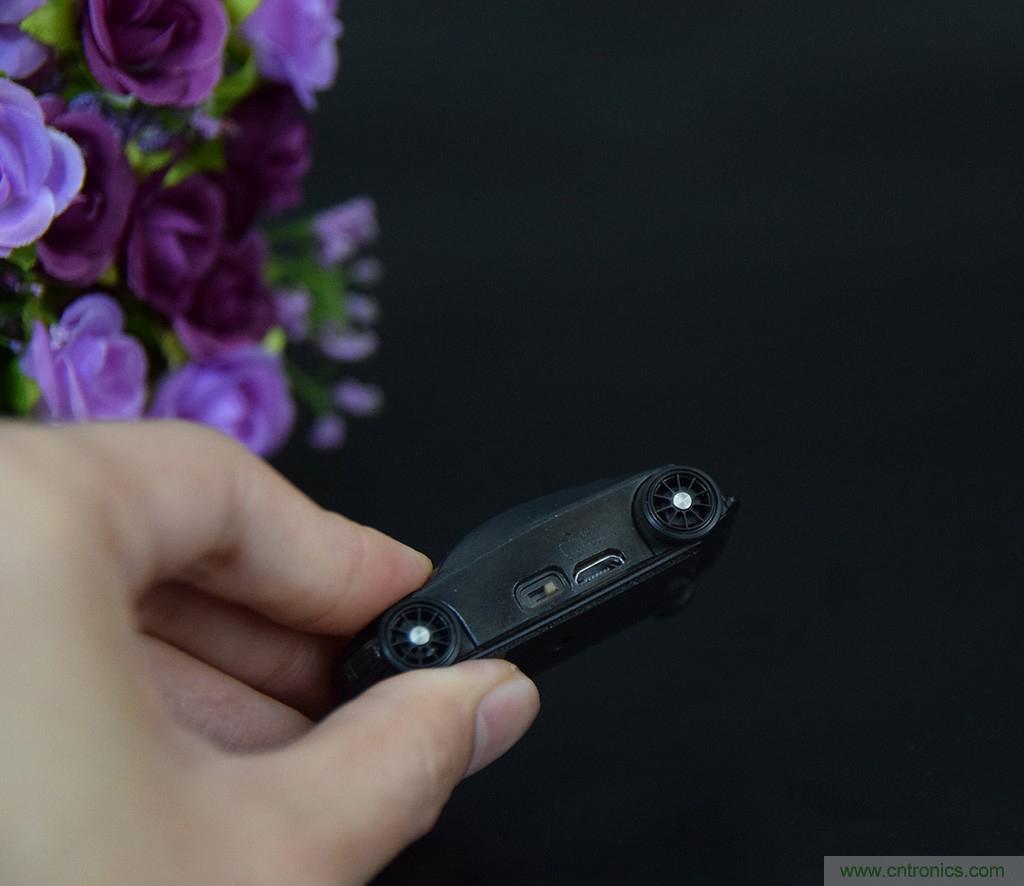 虛擬與現實相結合的飛車游戲，讓你體驗速度與激情的碰撞！