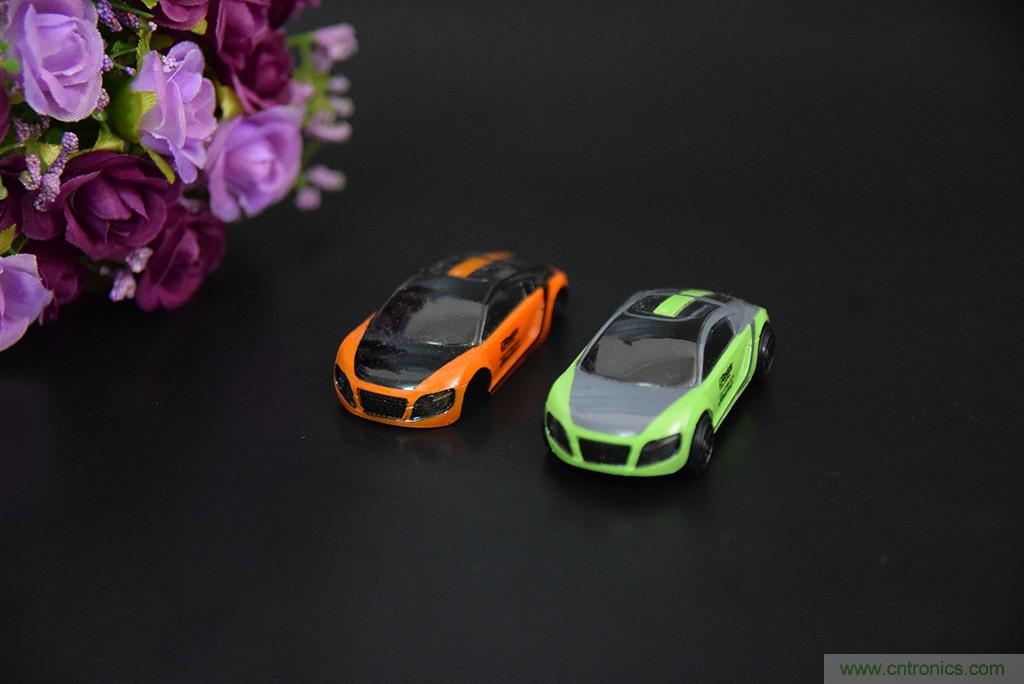 虛擬與現實相結合的飛車游戲，讓你體驗速度與激情的碰撞！