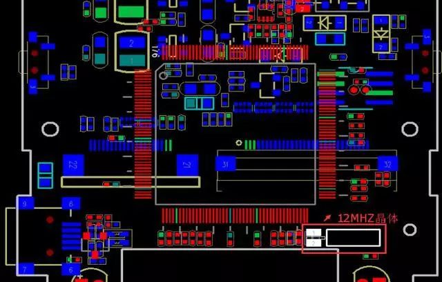晶振為什么不能放置在PCB邊緣？
