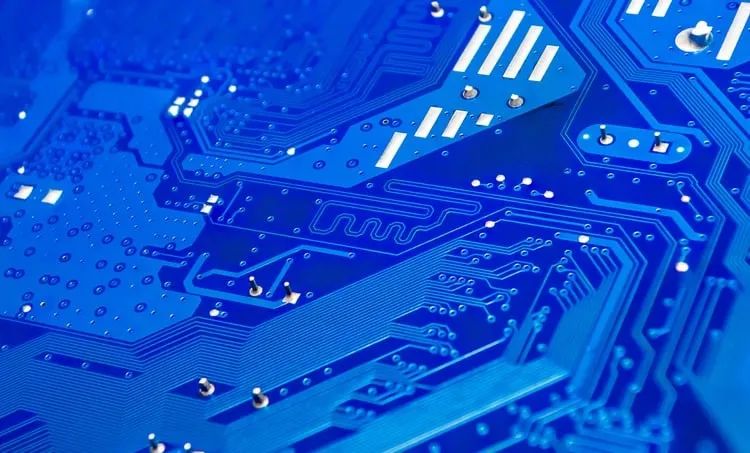 如何決定 PCB 中差分對的過孔阻抗? 如何決定 PCB 中差分對的過孔阻抗?
